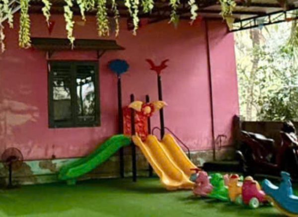 cầu trượt liên hoàn ngoài trời: – bộ cầu trượt liên hoàn – cầu trượt mầm non ngoài trời – bộ liên hoàn mầm non – thiết bị vui chơi ngoài trời – cầu trượt cho trường mầm non – cầu trượt nhập khẩu CO CQ