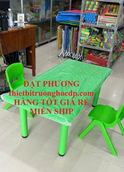 bàn ghế học sinh, bàn chữ nhật cho trường mầm non, mẫu giáo