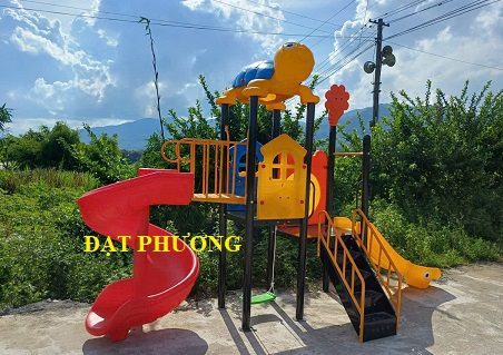 bộ liên hoàn khu vui chơi trẻ em ngoài trời cho trường mầm non