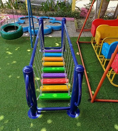 báo giá đồ chơi ngoài trời mầm non Danh mục đồ chơi ngoài trời theo Thông tư 32: CẦU THĂNG BẰNG NHẬP KHẨU