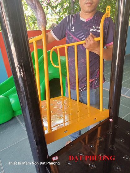 hướng dẫn lắp đặt cầu trượt liên hoàn ngoài trời